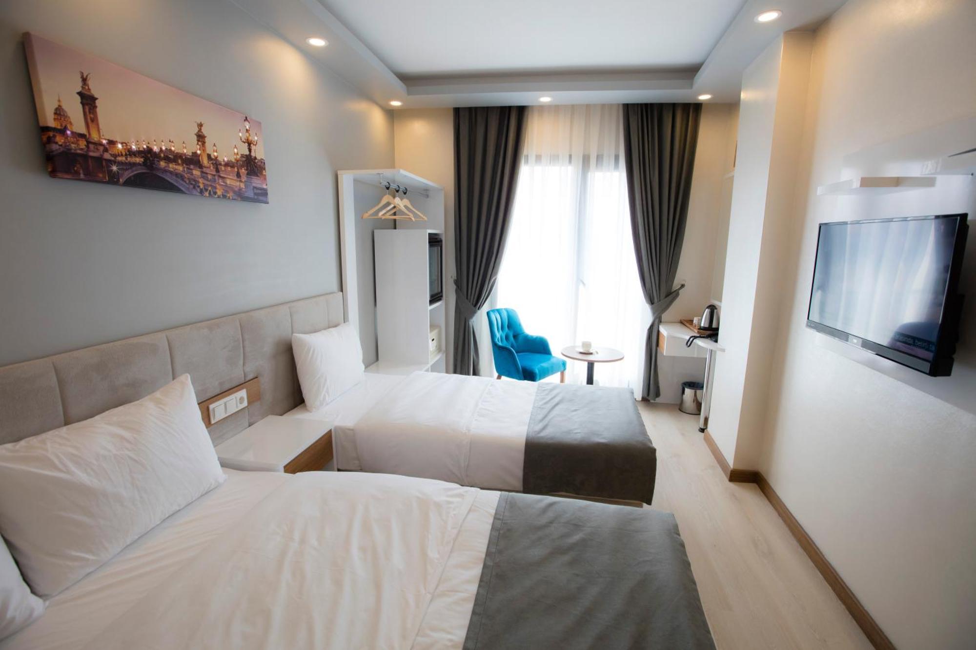 Deluxe Double or Twin Room,823789688:JPEG
